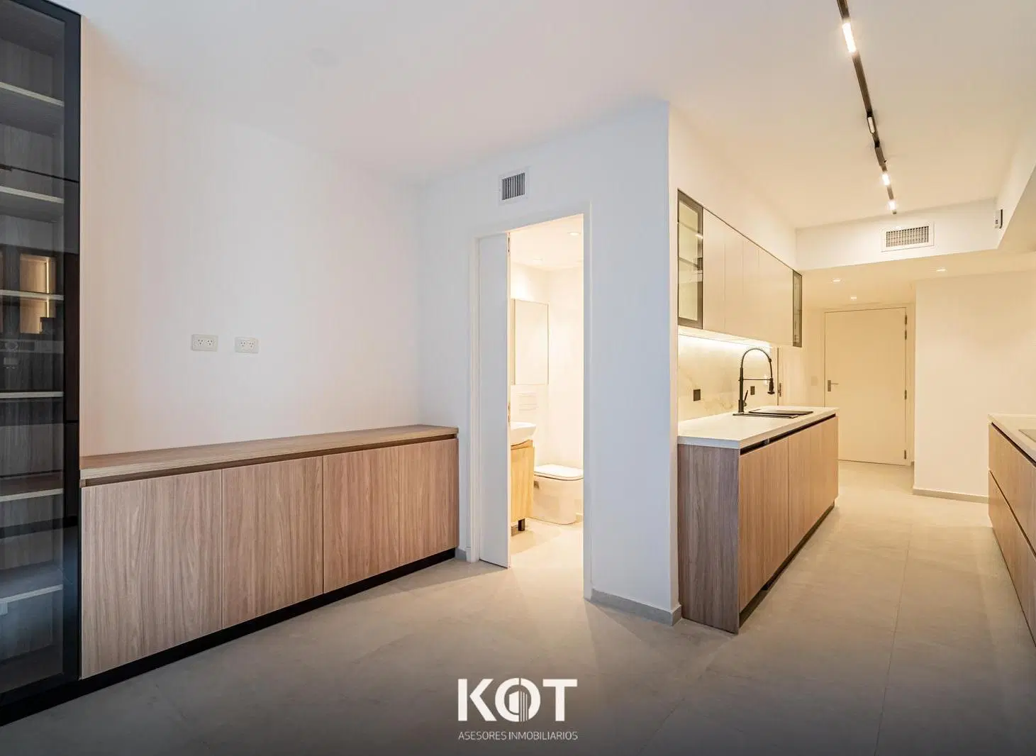 Departamento en venta 4 ambientes con 2 Cocheras en QUARTIER LACROZE Belgrano. 5