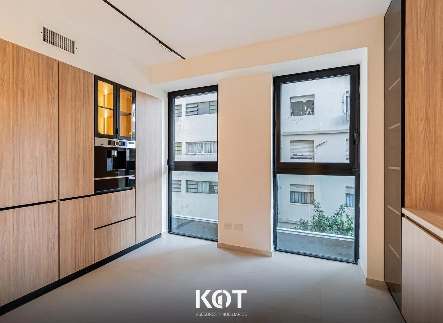 Departamento en venta 4 ambientes con 2 Cocheras en QUARTIER LACROZE Belgrano. 3