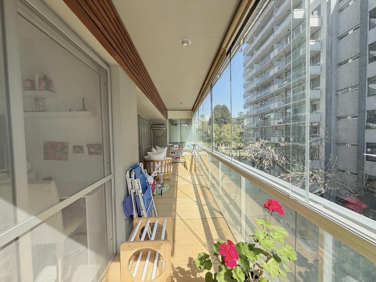 Foto de Departamento en venta 4 ambientes con cochera y dependencia en Palermo, imagen 1