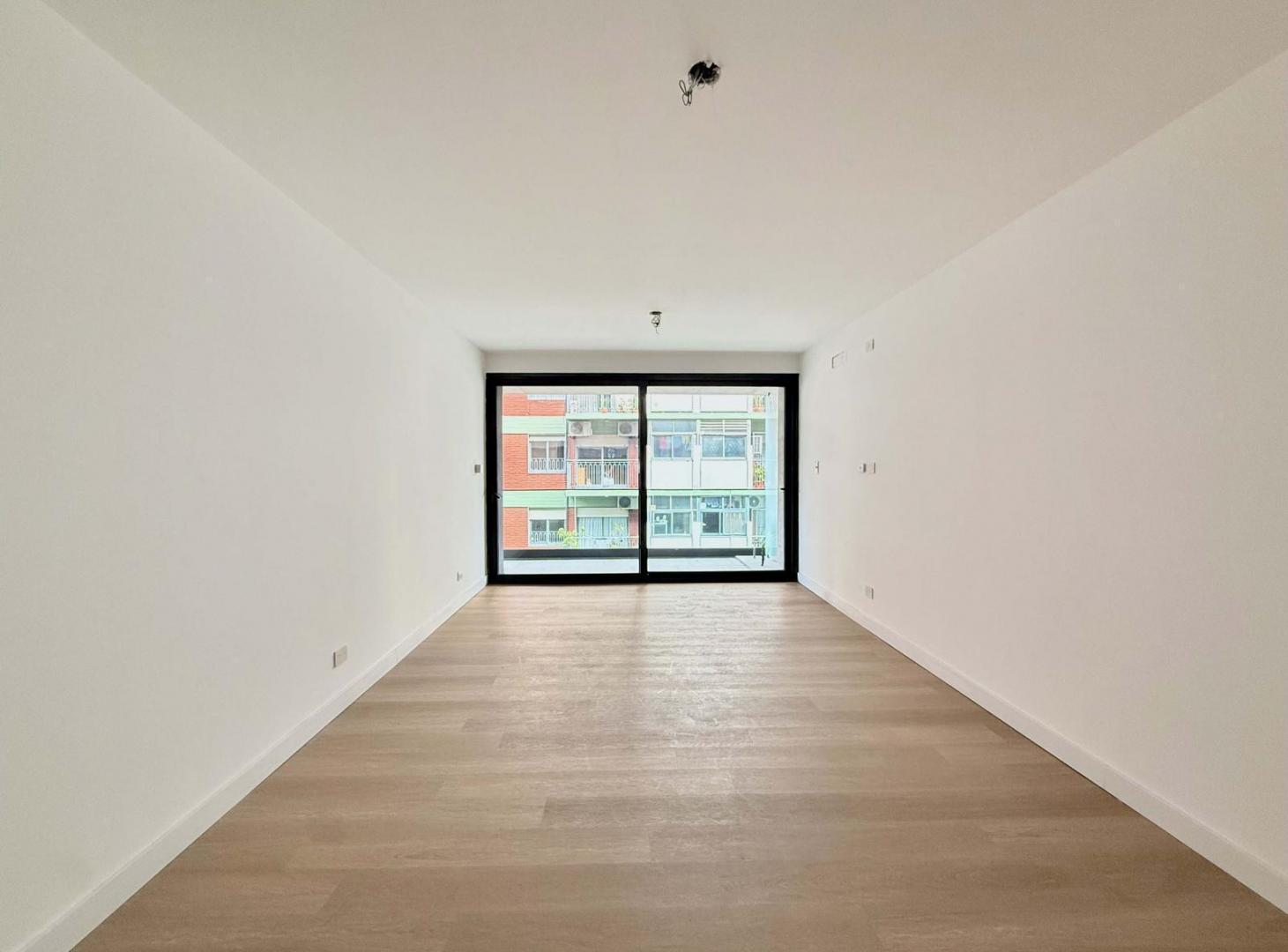 Foto de Departamento en venta 4 ambientes con dependencia y cochera en VAIV, imagen 1