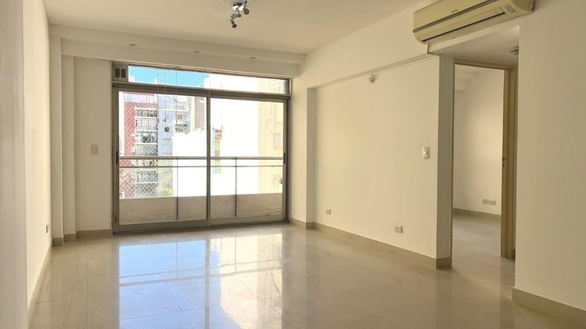 Foto de Departamento en alquiler 2 ambientes en Recoleta, excelente zona., imagen 1