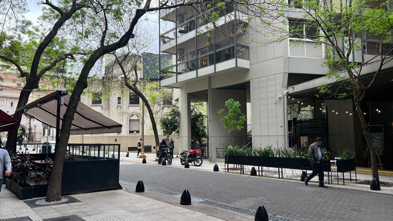 Foto de Departamento en venta 3 ambientes en Retiro con cochera reciclado, imagen 1
