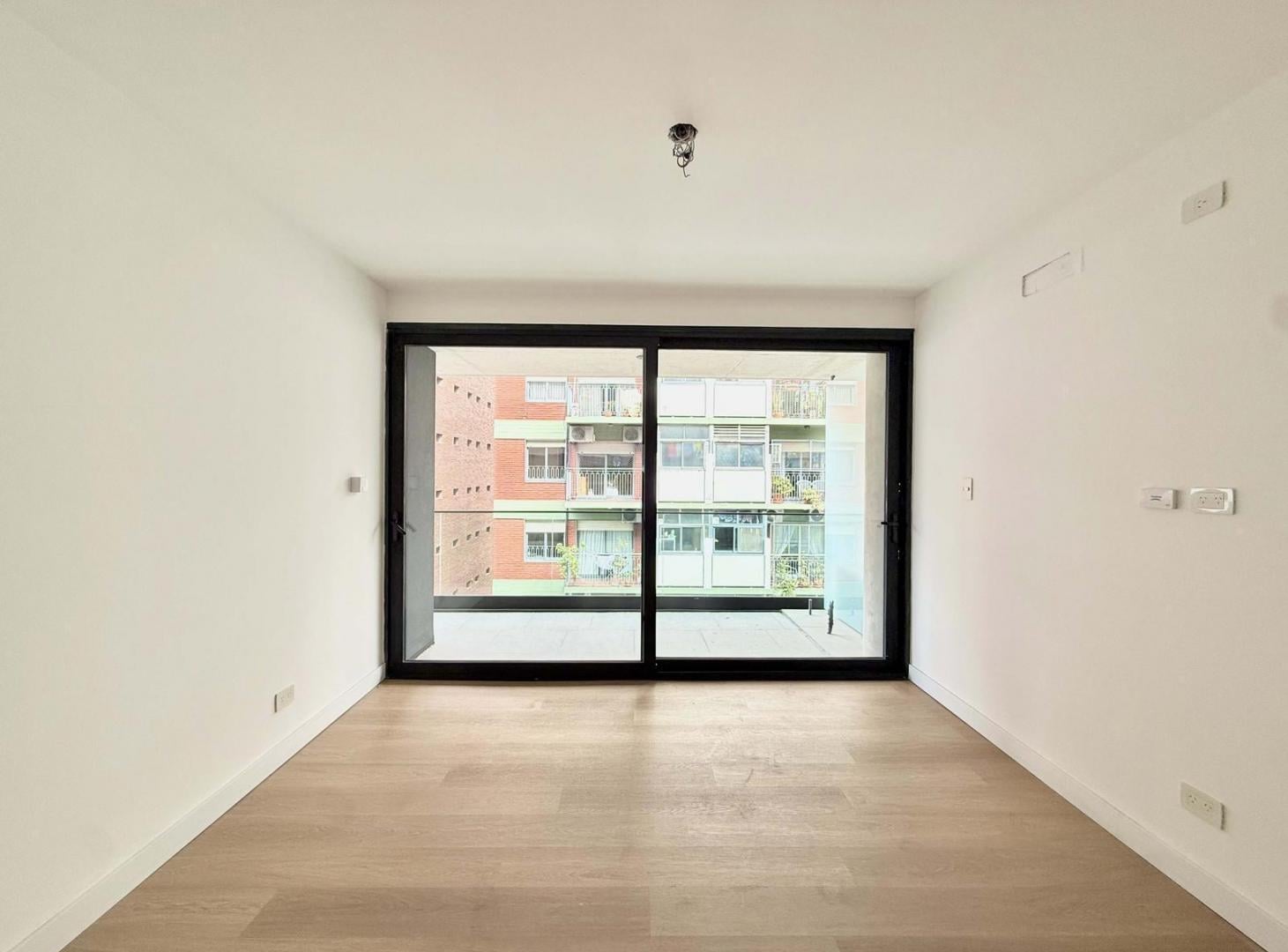 Foto de Departamento en venta 4 ambientes en Belgrano con cochera y dependencia, imagen 1