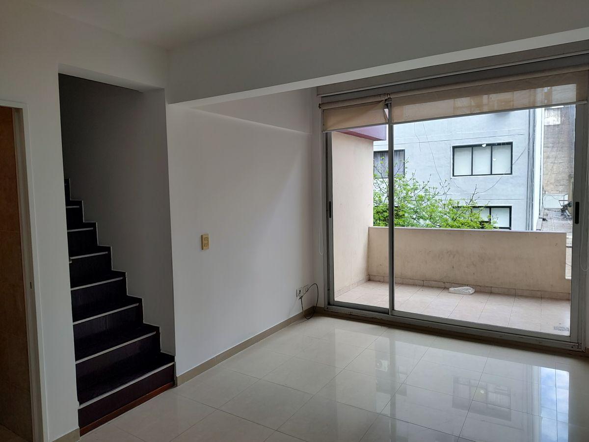 Foto de DUPLEX IMPECABLE - JUNIN 547 3º PISO - ZONA FACULTAD, imagen 2