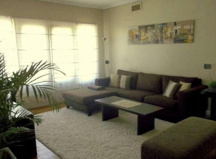 Casa sobre lote interno en Camino Real 5
