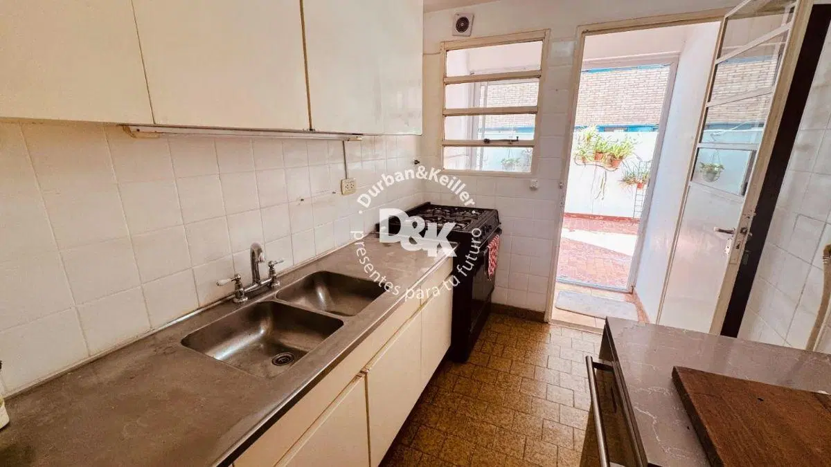 Departamento en venta de 3 dormitorios con 2 terrazas en San Isidro - CASI 3