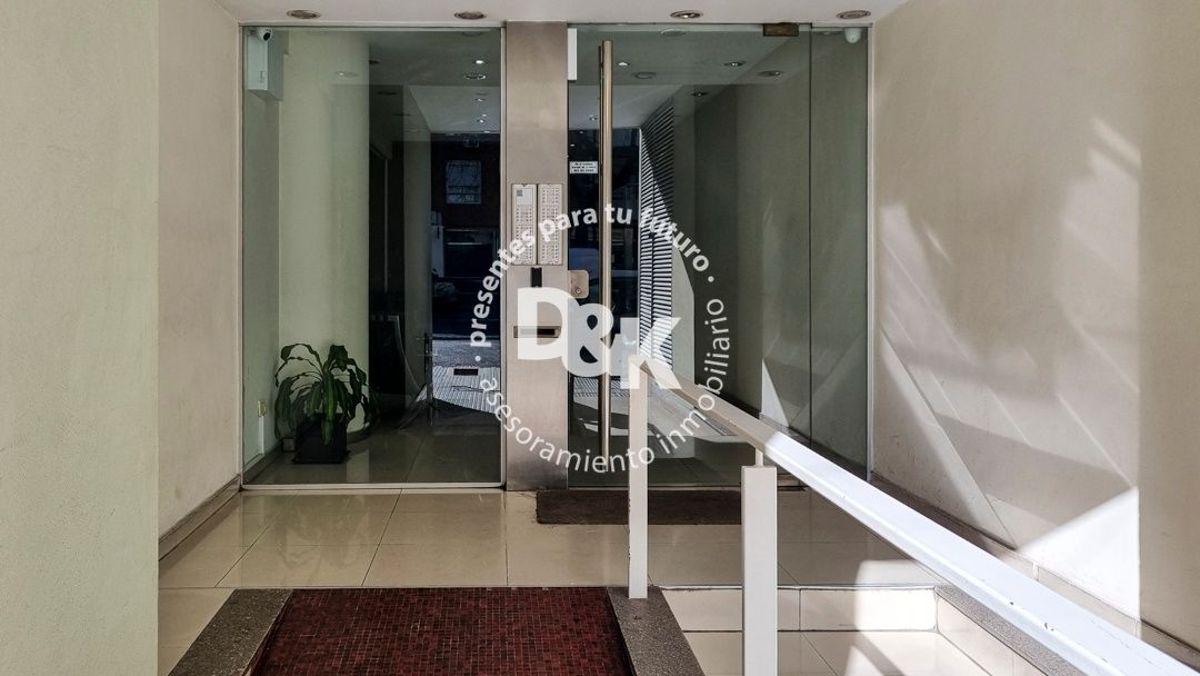Departamento en venta en Almagro, próximo a Parque Centenario y Hosp. Italiano