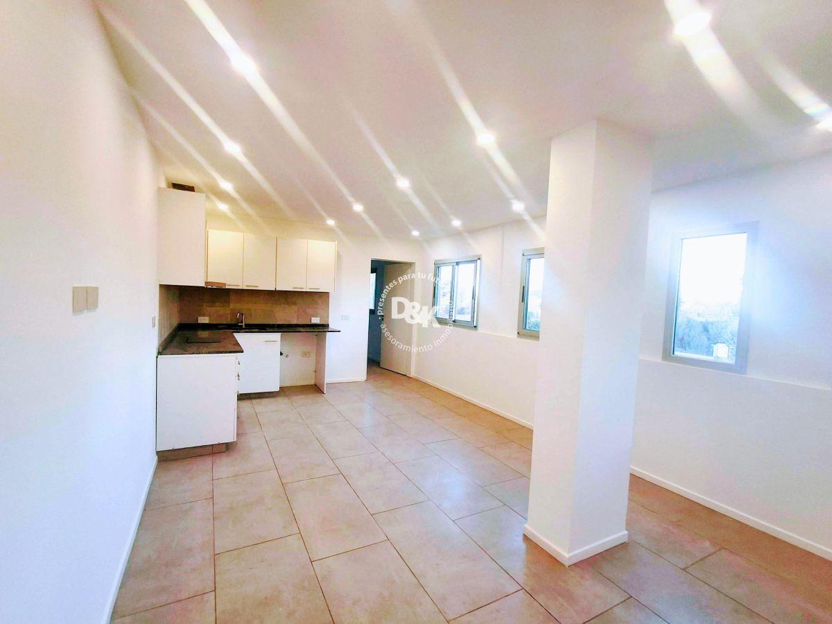 Foto de PH en venta en Manuel Alberti, imagen 1
