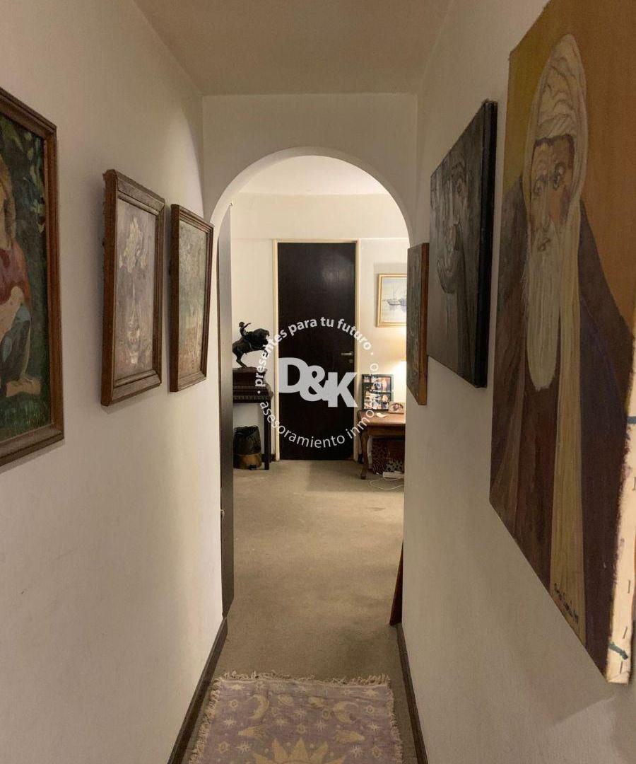 Foto de Departamento en venta c/ cochera en San Isidro, imagen 3