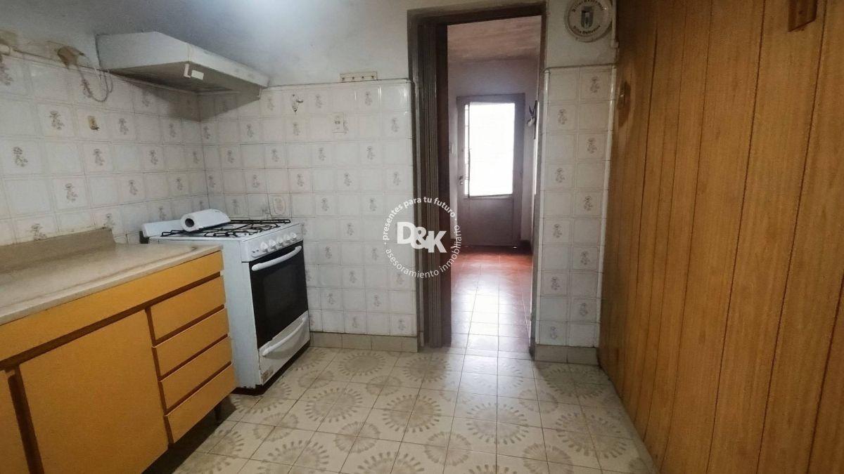 Foto de Casa en venta a refaccionar de 3 dormitorios en Jose Leon Suarez, imagen 5