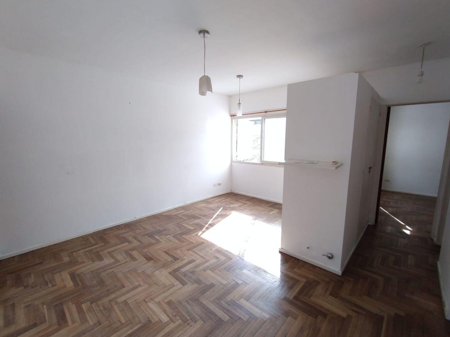 Departamento 2 ambientes. | Estomba al 600