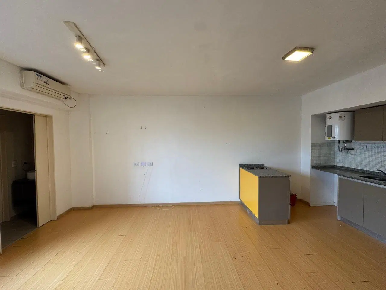 Departamento monoambiente. | AV. TRIUNVIRATO 3000 5