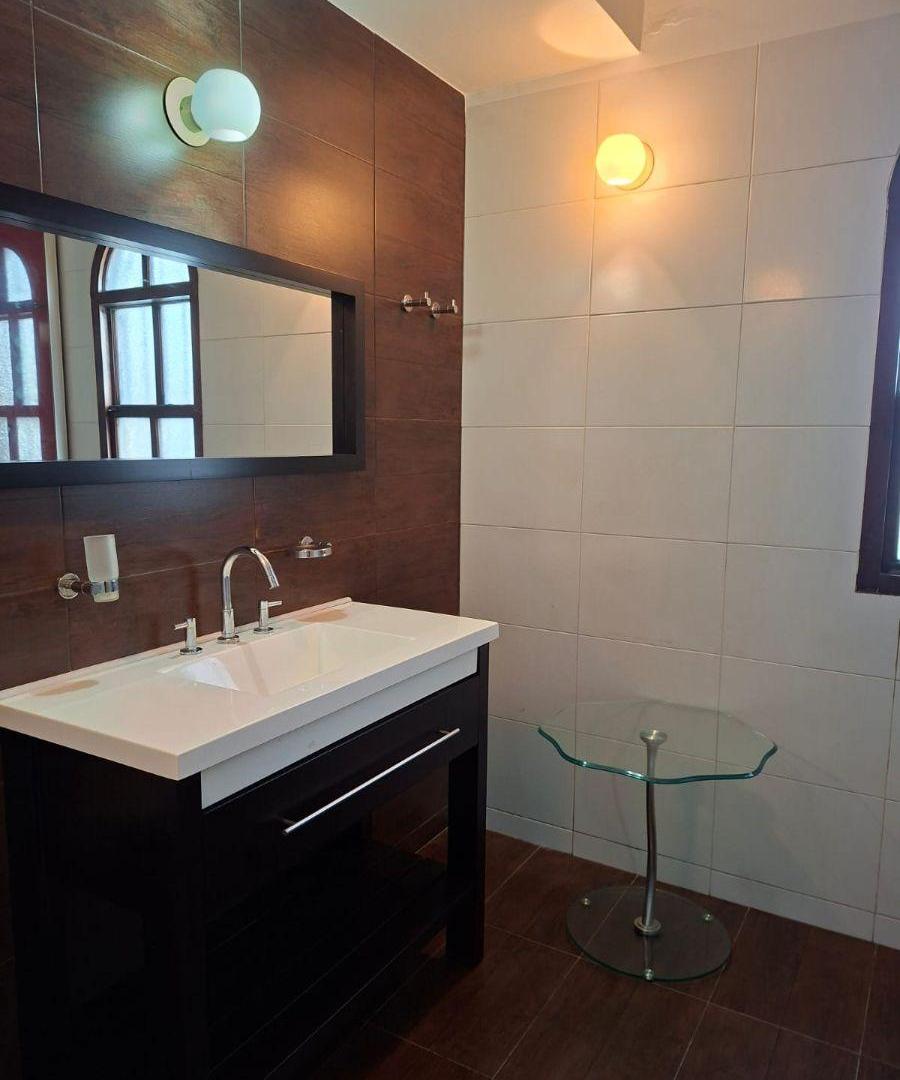 Foto de VENTA departamento de 5 ambientes con terraza y parrilla. – Valentin Gomez al 2.600 – Balvanera.-, imagen 5