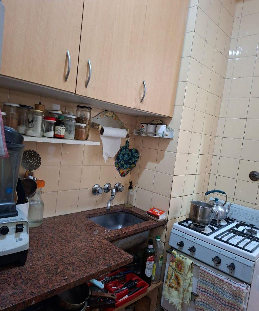 Foto de VENTA PH 2 AMBIENTES CON PATIO, BALVANERA – U$S 60.000 APTO CREDITO, imagen 1
