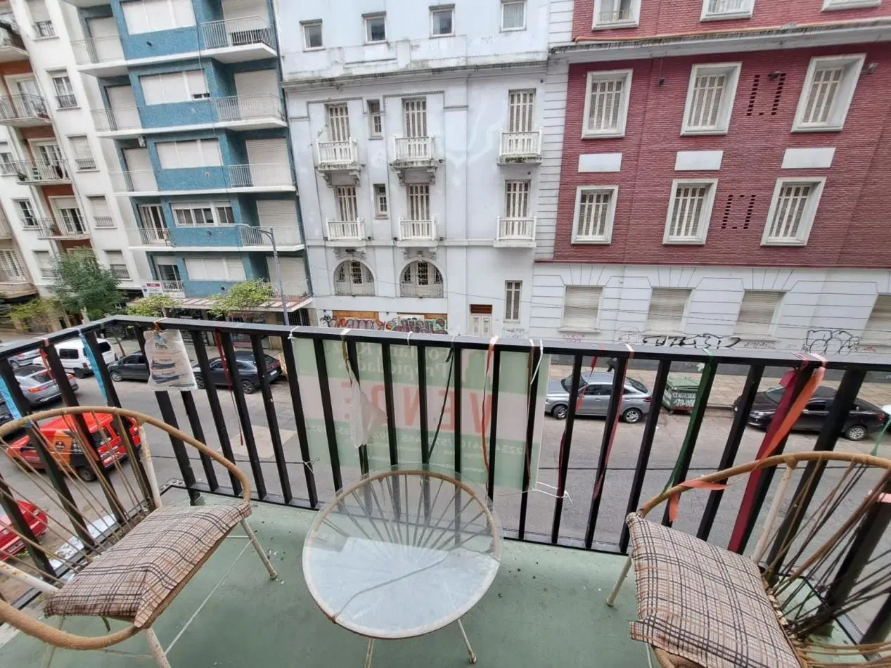 2 amb calle con balcon- invertido - centro (MDP) 8
