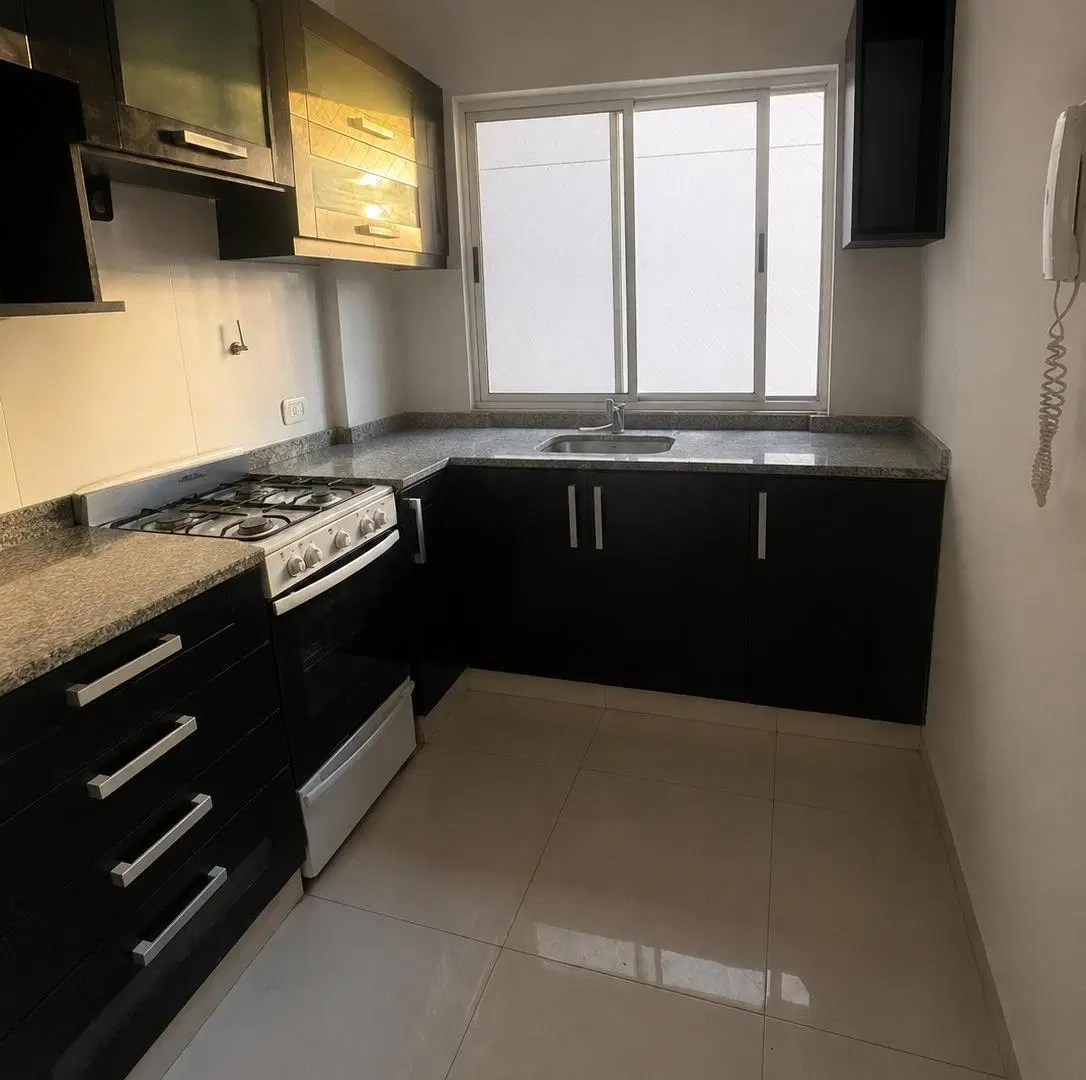 Imperdible departamento 2 ambientes en alquiler en el centro de Urquiza 2