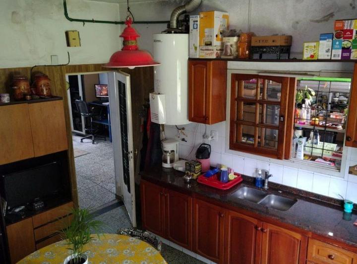 Venta Casa lote propio de 300 metros Pablo Podesta 5