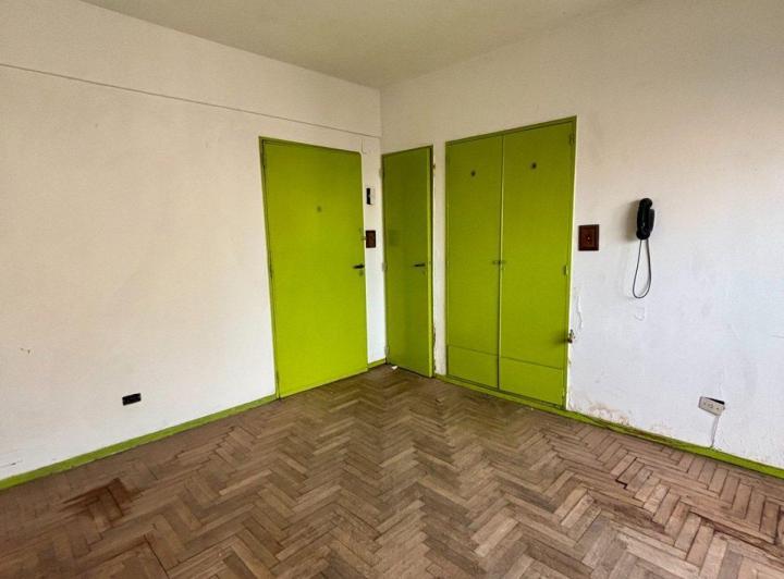 VENTA DEPTO MONOAMBIENTE A REFACCIONAR SAN CRISTOB 3