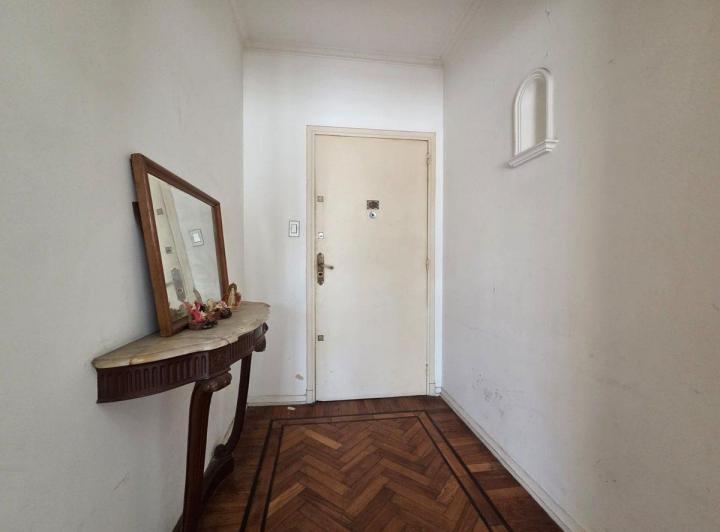 Venta Almagro 4 ambientes con balcón dependencia 4