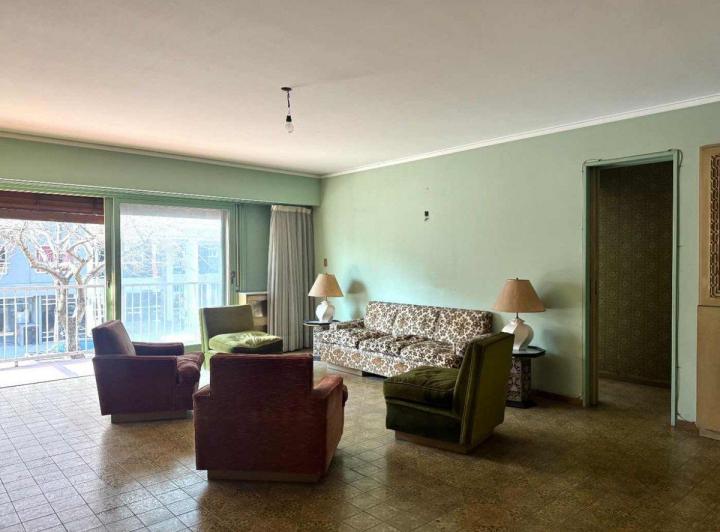 DEPTO 5 AMB EN VENTA VILLA URQUIZA COCHERA Y PATIO 1