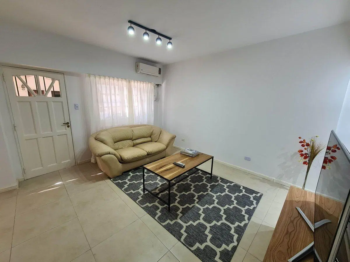 CASA 5 AMB EN VENTA PARQUE CHAS PATIO Y TERRAZA 2