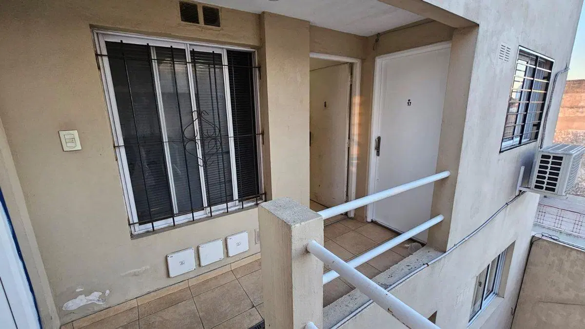 Depto 2 Ambientes Venta Ramos Mejia Balcon Frente 4