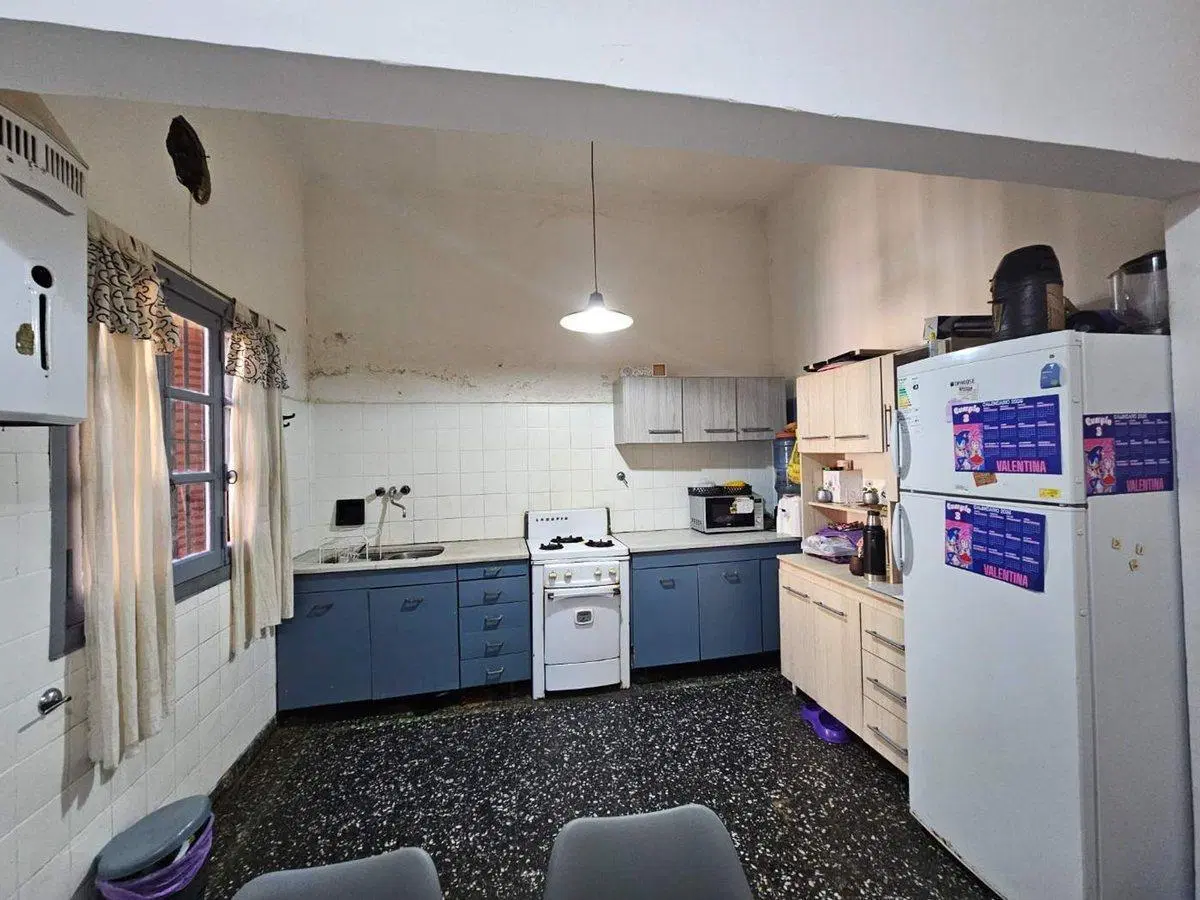Casa 3 ambientes VENTA Gerly AVELLANEDA c terraza 2