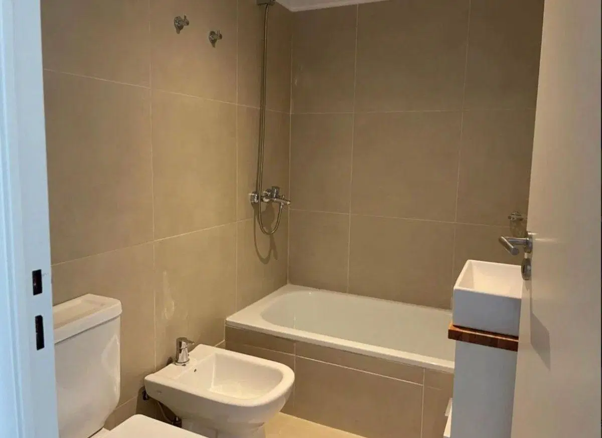 EN VENTA MONOAMBIENTE CON ESP GUARDACOCHE PATERNAL 5