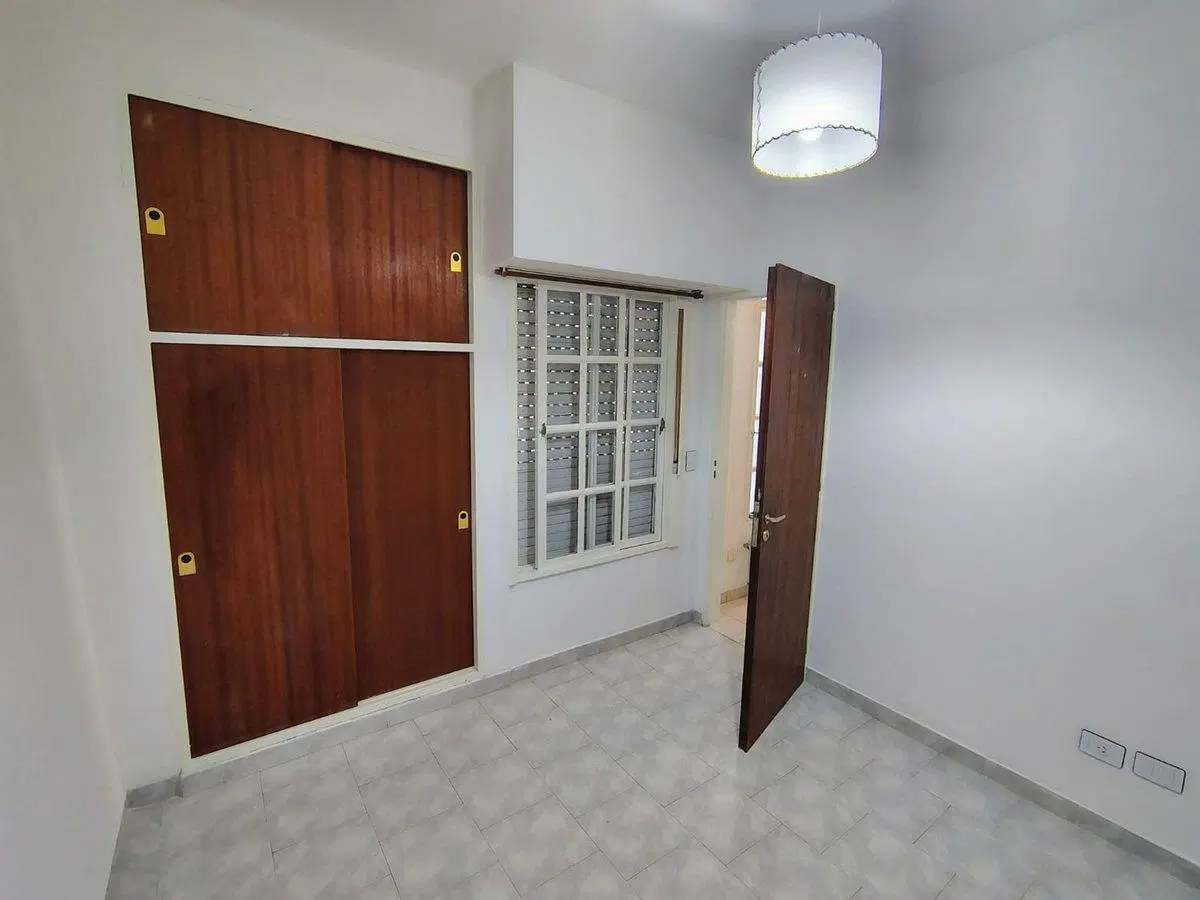 VENTA DPTO 2 AMB 1 PISO POR ESCALERA EN BOEDO 4