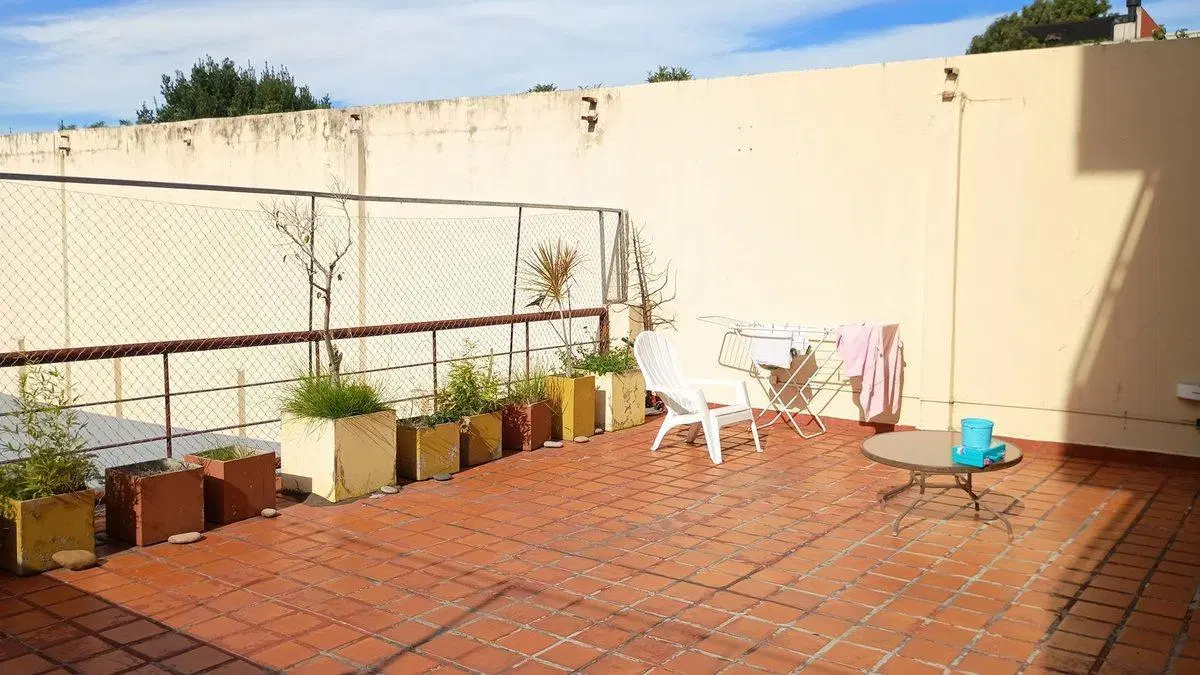 Venta depto 3 amb con balcón terraza y cochera 4