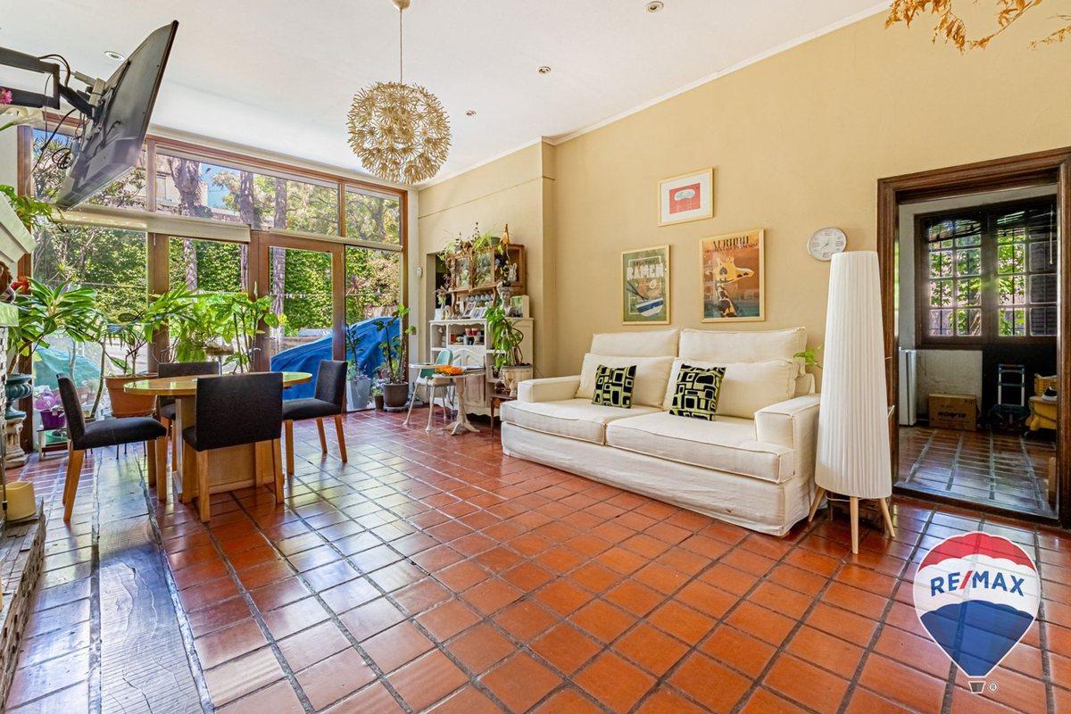 Venta casa 6 amb jardin pileta cochera