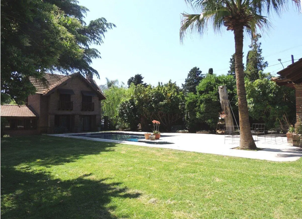 VENTA CASA EL CORTIJO MALVINAS ARGENTINAS 5