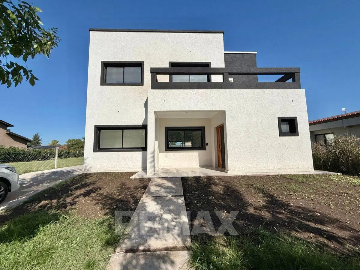 CASA 6AMB EN VENTA PILAR B° SAN PABLO FINANCIACION 2