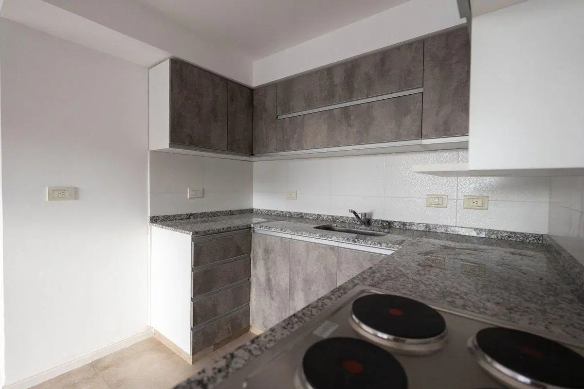 VENTA DEPTO 2 AMBIENTES C BALCON A ESTRENAR LANUS 2