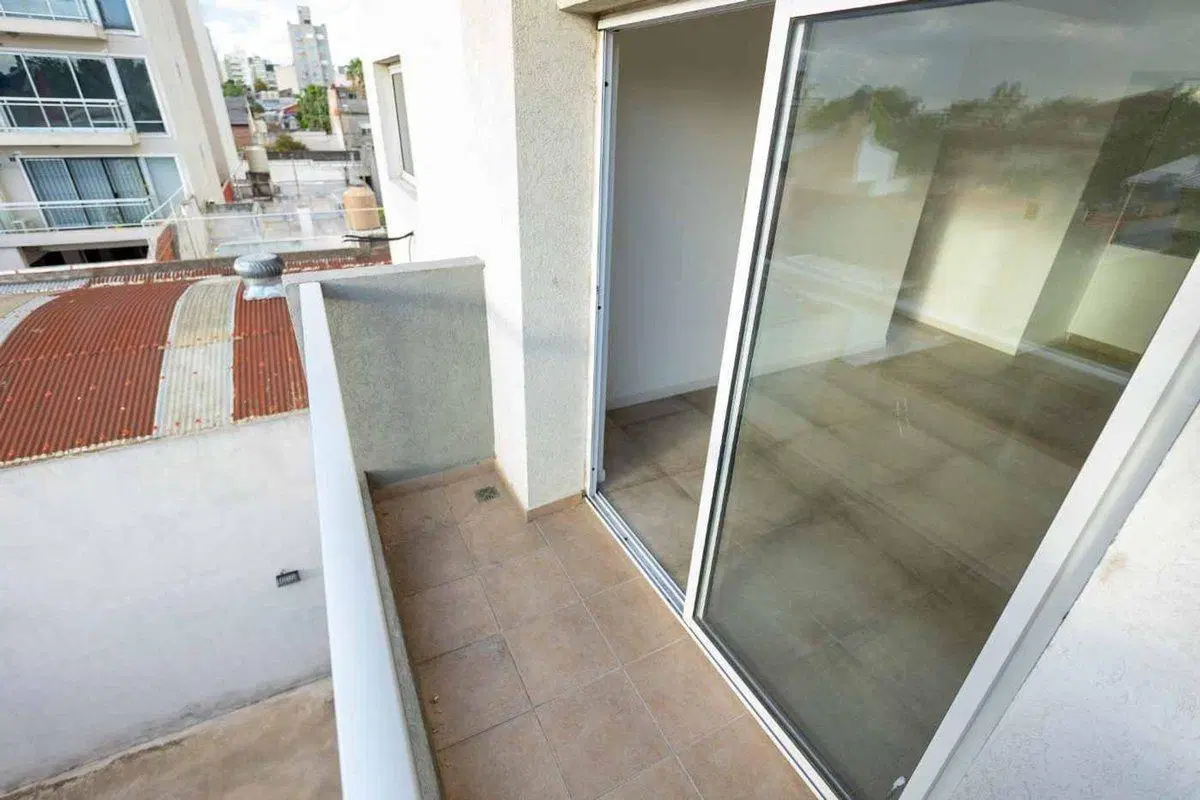 VENTA DEPTO 2 AMBIENTES C BALCON A ESTRENAR LANUS 3