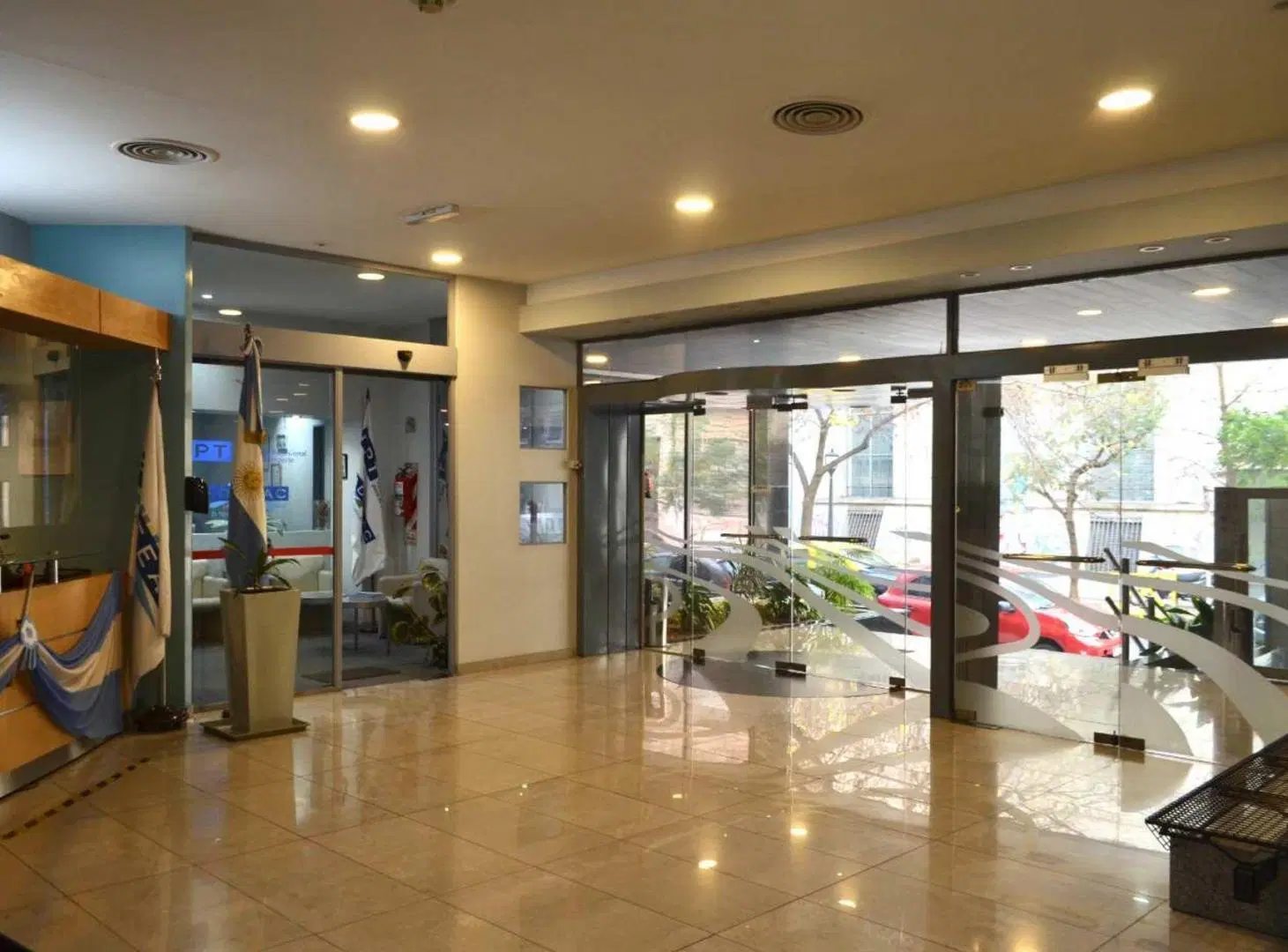 ALQUILER OFICINAS -ALMAGRO  EDIF IMPECABLE  ESTADO 3