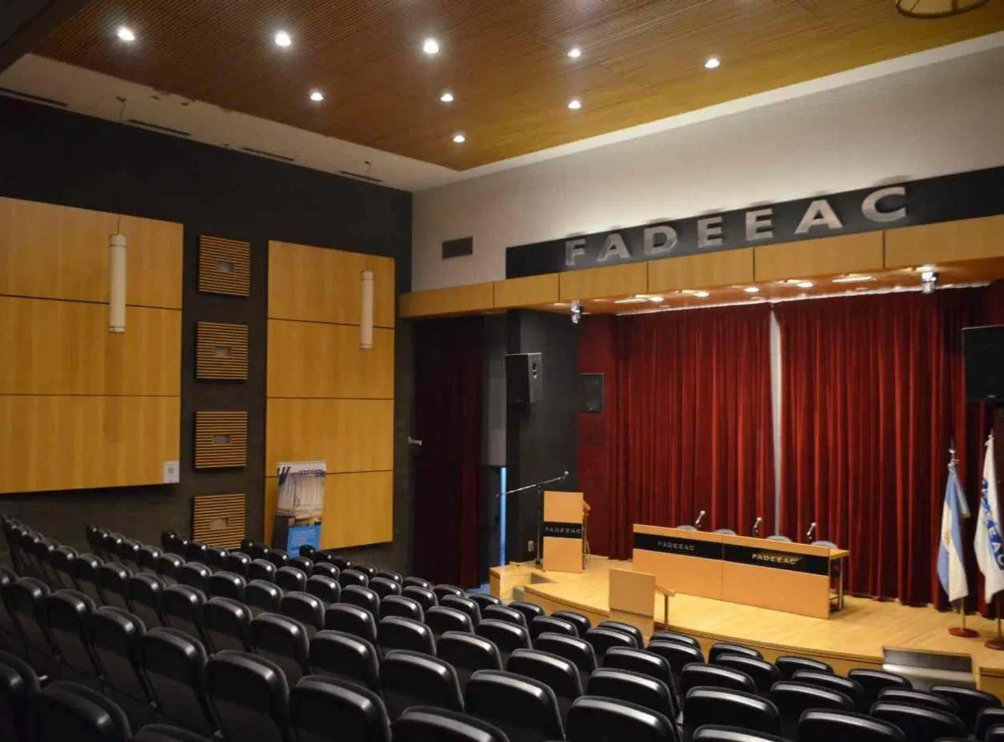 ALQUILER OFICINAS -ALMAGRO  EDIF IMPECABLE  ESTADO 5