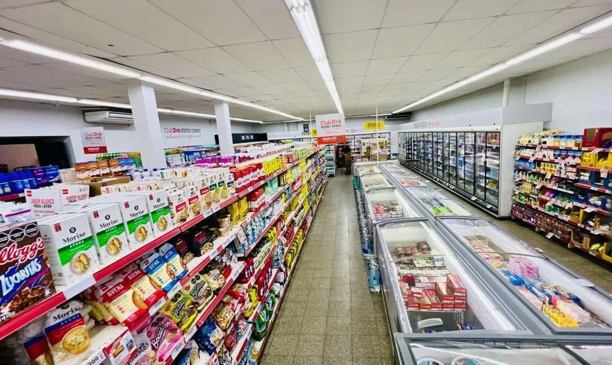Venta Local alquilado a DIA Renta Activa 1000m2 2