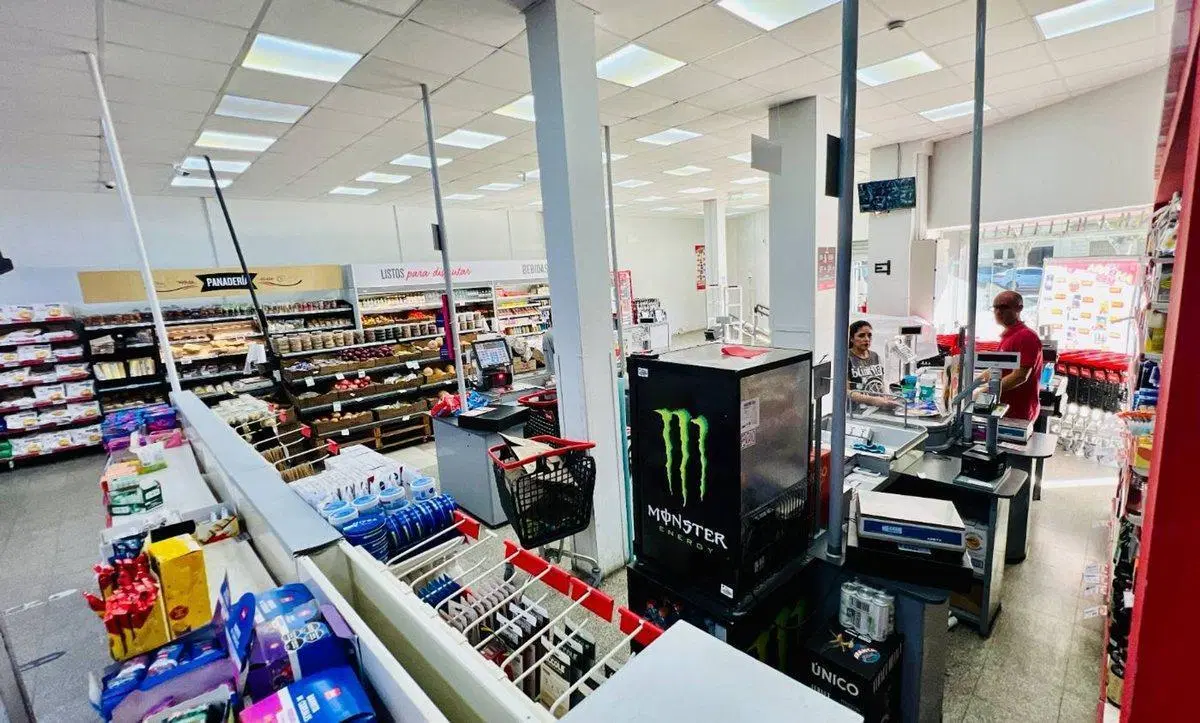Venta Local alquilado a DIA Renta Activa 1000m2 4