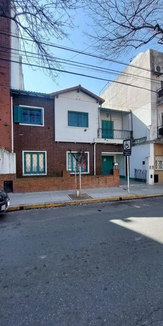 VENTA CASA USO FAMILIAR O COMERCIAL EXCELENTE ZONA 4