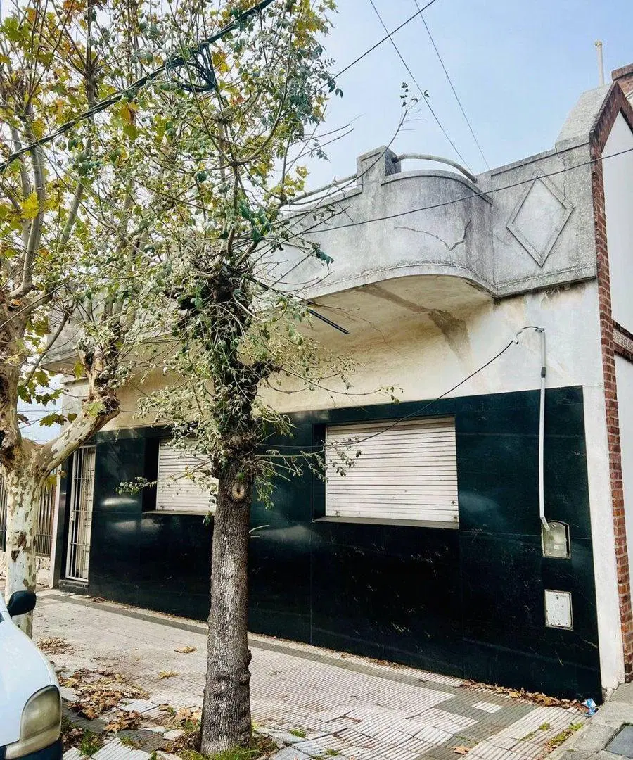 Venta Casa a Reciclar en Terreno Propio Avellaneda 2