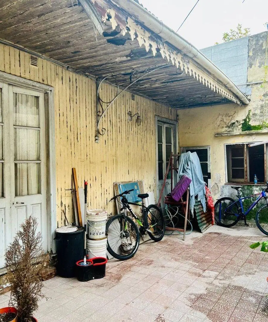 Venta Casa a Reciclar en Terreno Propio Avellaneda 5