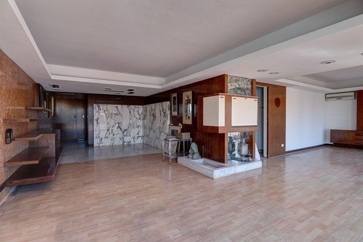 VENTA DEPARTAMENTO 5 AMB TERRAZA COCHERA LUMINOS