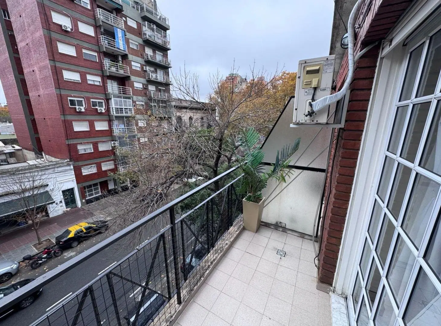 VENTA MONOAMBIENTE CON BALCON FRENTE BOEDO 3
