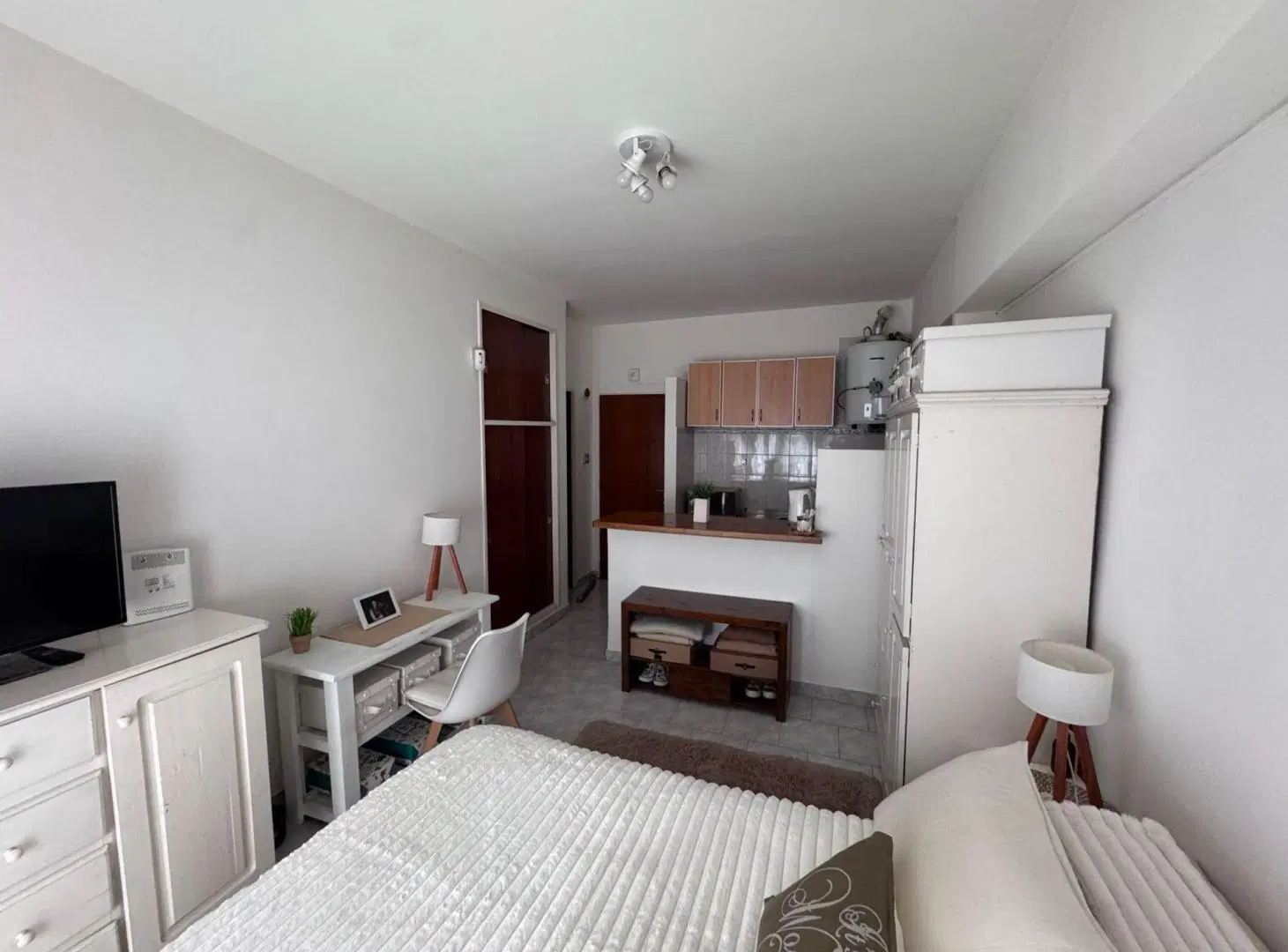 VENTA MONOAMBIENTE CON BALCON FRENTE BOEDO 5