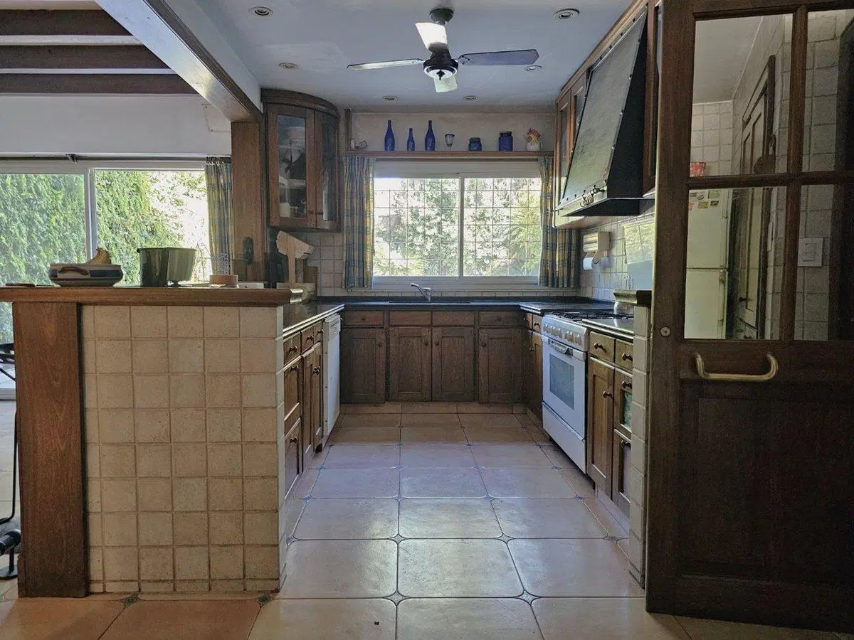 VENTA CASA 4 DORMITORIOS 2 PLANTAS SAAVEDRA PILETA 3