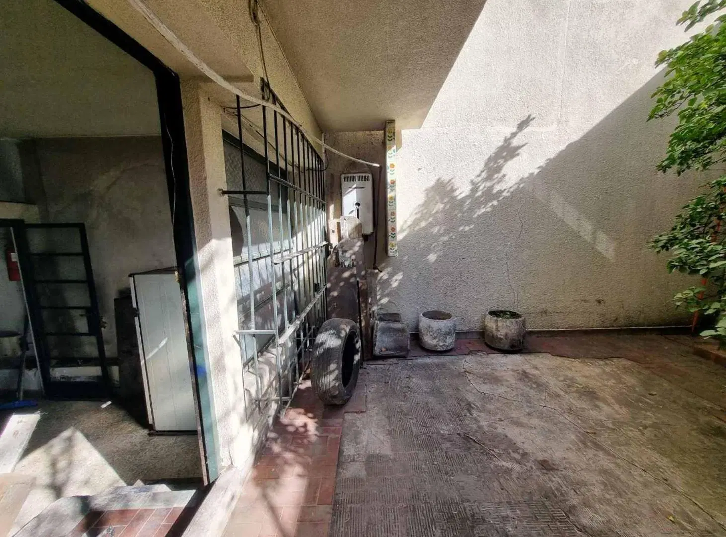 Local Comercial al frente Venta Caballito 5