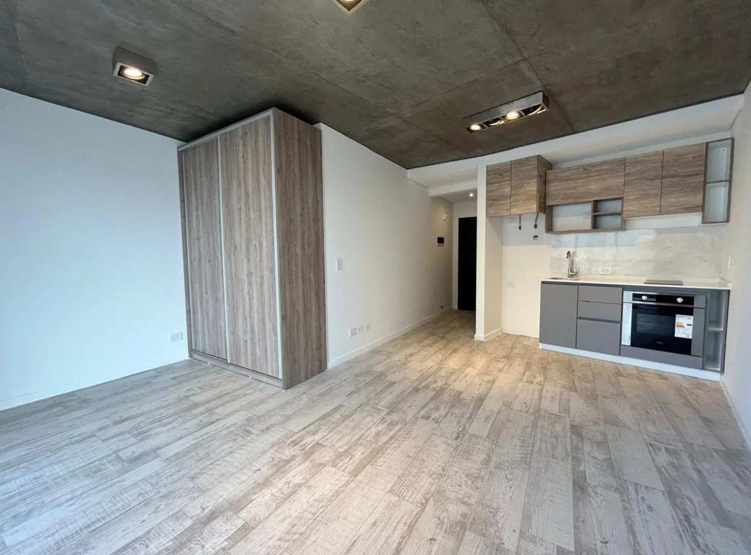 Monoambiente en Colegiales Alquiler con Balcon 4