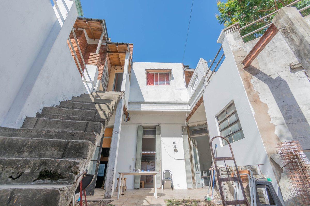Foto de Casa en venta 6 Amb Flores lote propio, imagen 4