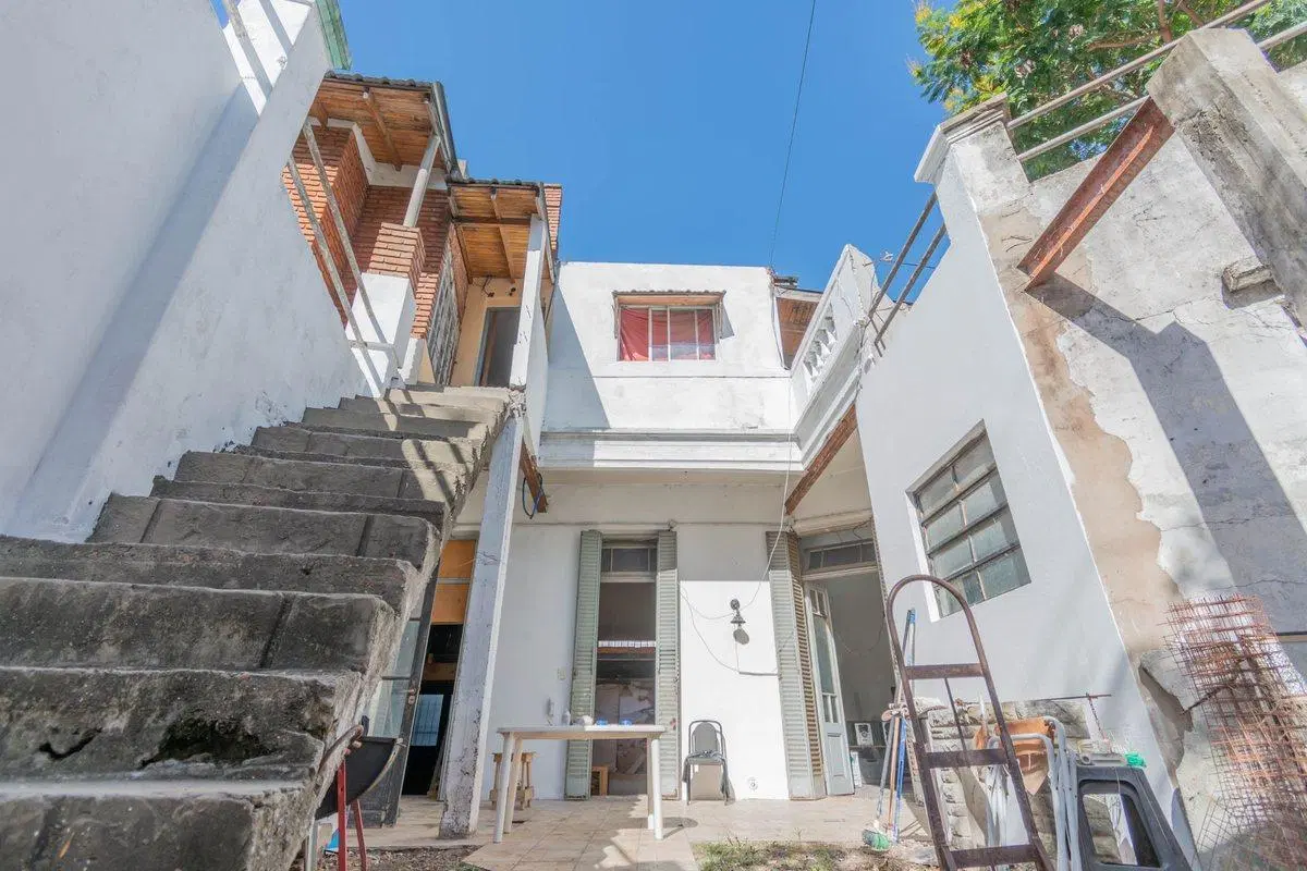 Casa en venta 6 Amb Flores lote propio 4